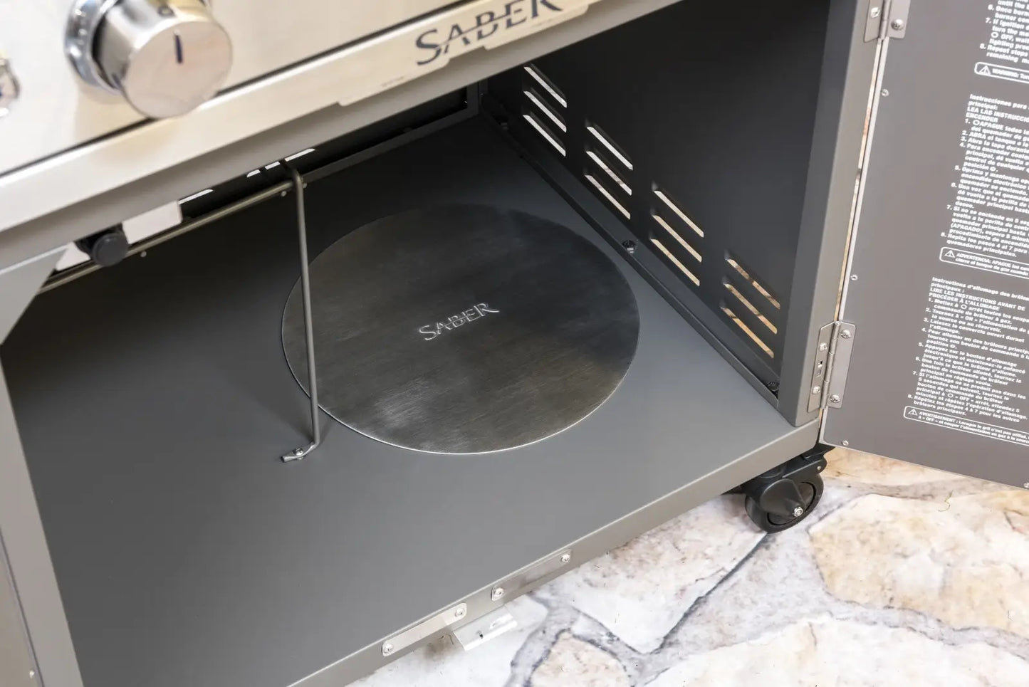 Saber Cover - Tank Hole Cover
